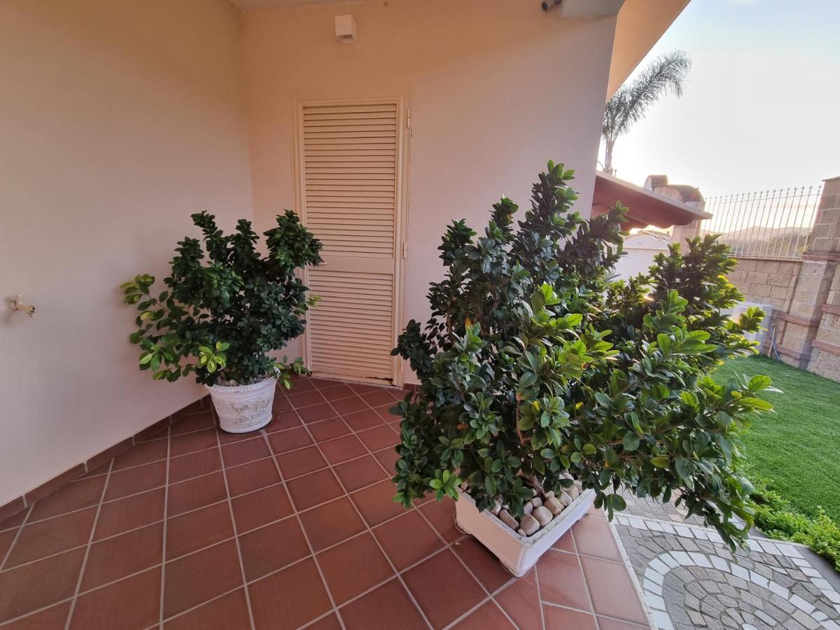 Villa Sweery Santa Maria a Vico Exterior foto